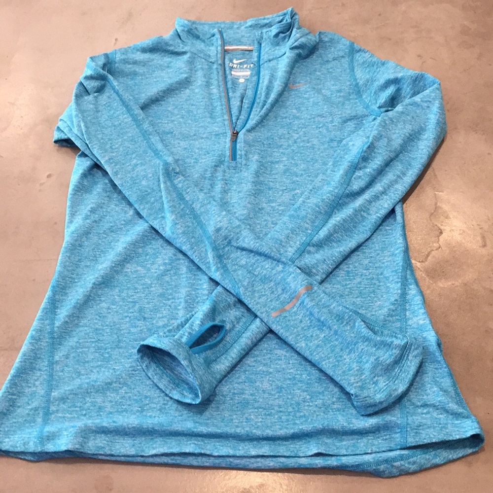 Nike DriFit pullover small like new